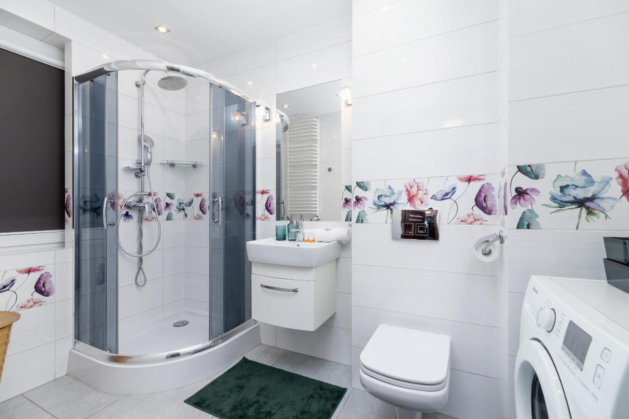 Apartment Office Dobrego Pasterza By Renters *